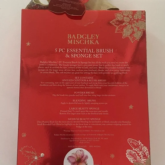 Badgley Mischka Gold Makeup Brush and Sponge Set - Picture 2 of 3